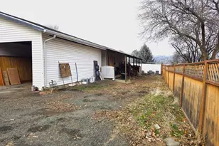 633 SE Hillcrest Rd, John Day, OR 97845 - Photo 13