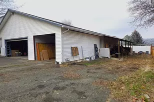 633 SE Hillcrest Rd, John Day, OR 97845 - Photo 11