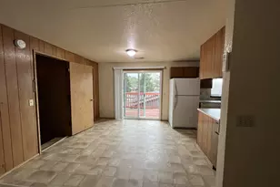 1804 NE Todd St, Roseburg, OR 97470 - Photo 7