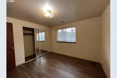 1804 NE Todd St, Roseburg, OR 97470 - Photo 17