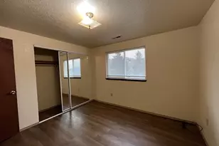 1804 NE Todd St, Roseburg, OR 97470 - Photo 17