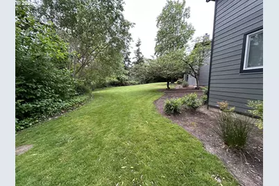 12614 NW Barnes Rd #10, Portland, OR 97229 - Photo 27