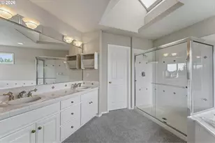 9595 NW Maring Dr, Portland, OR 97229 - Photo 25