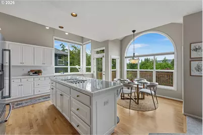 9595 NW Maring Dr, Portland, OR 97229 - Photo 17