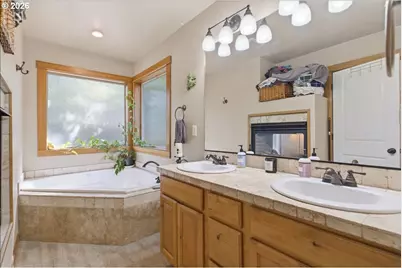 2495 Stoneway Ct, Salem, OR 97304 - Photo 29