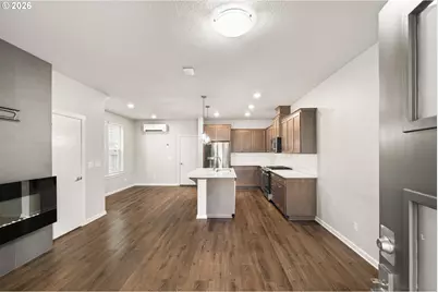 8032 SE Butternut Creek Pkwy, Hillsboro, OR 97123 - Photo 3