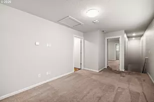 8032 SE Butternut Creek Pkwy, Hillsboro, OR 97123 - Photo 17