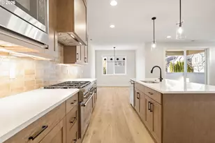 2947 NW 114th Terrace, Portland, OR 97229 - Photo 13