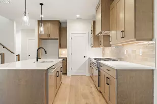 2947 NW 114th Terrace, Portland, OR 97229 - Photo 11