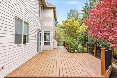 12083 NW Blackhawk Dr, Portland, OR 97229 - Photo 31