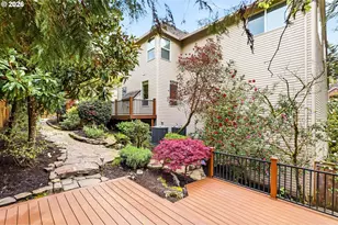 12083 NW Blackhawk Dr, Portland, OR 97229 - Photo 33