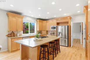 12083 NW Blackhawk Dr, Portland, OR 97229 - Photo 5