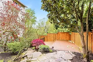 12083 NW Blackhawk Dr, Portland, OR 97229 - Photo 33