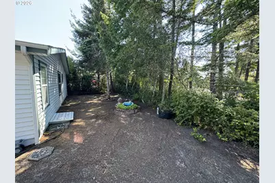 307 Manzanita Dr, Florence, OR 97439 - Photo 35