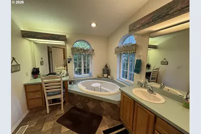 307 Manzanita Dr, Florence, OR 97439 - Photo 25