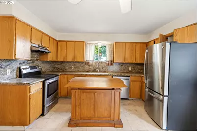 806 NE Galloway St, McMinnville, OR 97128 - Photo 7