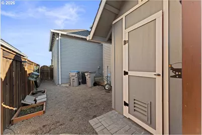 13923 SW Aerie Dr, Tigard, OR 97223 - Photo 43