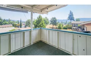 1929 NW Lynwood St, Roseburg, OR 97471 - Photo 33