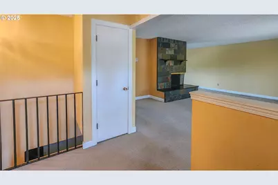 1929 NW Lynwood St, Roseburg, OR 97471 - Photo 7