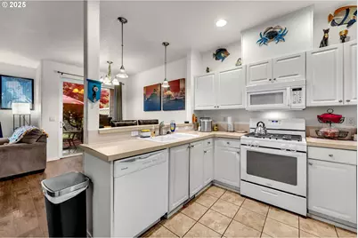 8100 NE 104th Cir #3, Vancouver, WA 98662 - Photo 9