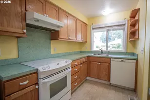 1494 Madras St, Salem, OR 97306 - Photo 3