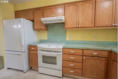 1494 Madras St, Salem, OR 97306 - Photo 5