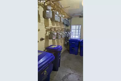 118 NW King Ave #3, Portland, OR 97210 - Photo 33