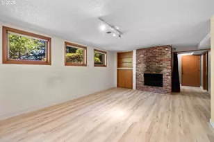 9355 SW Jamieson Rd, Beaverton, OR 97005 - Photo 27