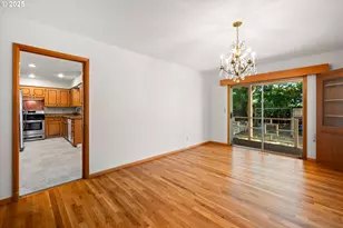 9355 SW Jamieson Rd, Beaverton, OR 97005 - Photo 9