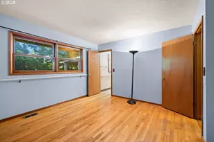 9355 SW Jamieson Rd, Beaverton, OR 97005 - Photo 15