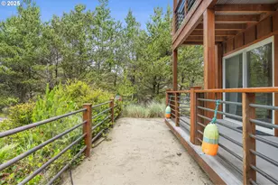 8916 Pelican Ln, Manzanita, OR 97130 - Photo 33