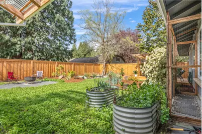 8705 SW 75th Ave, Portland, OR 97223 - Photo 27