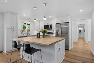 8705 SW 75th Ave, Portland, OR 97223 - Photo 19