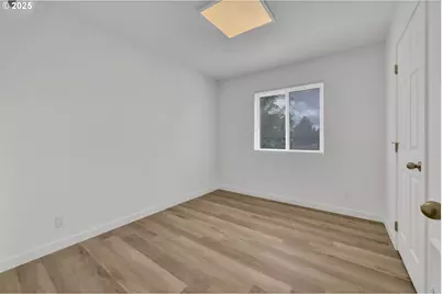 4070 Barger Dr, Eugene, OR 97402 - Photo 19