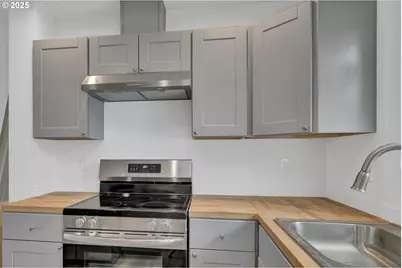 4070 Barger Dr, Eugene, OR 97402 - Photo 25