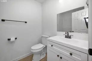 4070 Barger Dr, Eugene, OR 97402 - Photo 17