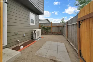 4070 Barger Dr, Eugene, OR 97402 - Photo 37