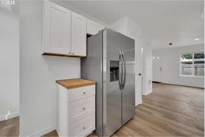 4070 Barger Dr, Eugene, OR 97402 - Photo 7