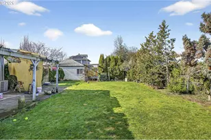 215 May St, Mount Angel, OR 97362 - Photo 33