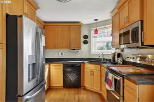 215 May St, Mount Angel, OR 97362 - Photo 15