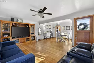 215 May St, Mount Angel, OR 97362 - Photo 11