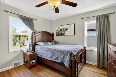 215 May St, Mount Angel, OR 97362 - Photo 25