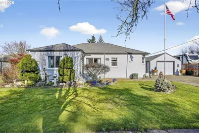 215 May St, Mount Angel, OR 97362 - Photo 1