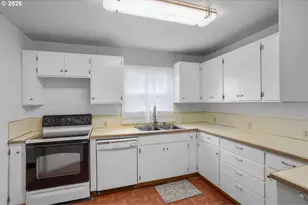 194 S Elm St, Canby, OR 97013 - Photo 7