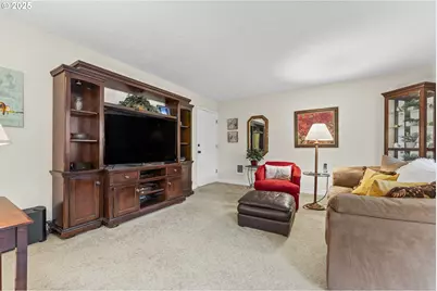 10960 SW Meadowbrook Dr #10, Tigard, OR 97224 - Photo 7