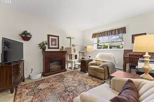 10960 SW Meadowbrook Dr, Tigard, OR 97224 - Photo 17
