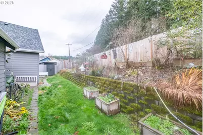920 Filbert St, Brownsville, OR 97327 - Photo 29
