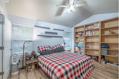 920 Filbert St, Brownsville, OR 97327 - Photo 15