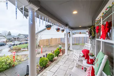 920 Filbert St, Brownsville, OR 97327 - Photo 5