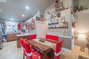 920 Filbert St, Brownsville, OR 97327 - Photo 9